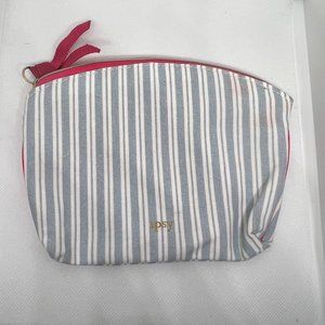 3. Ipsy Nautical Makeup Clutch